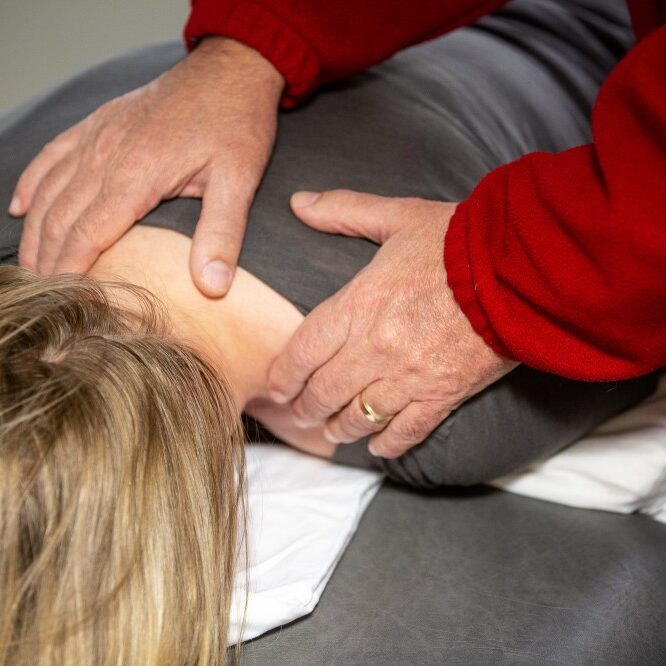 hands-on, treatment, massage, Loren